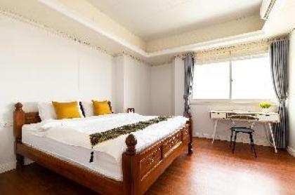 Two bedrooms and one living room(family E) - image 3