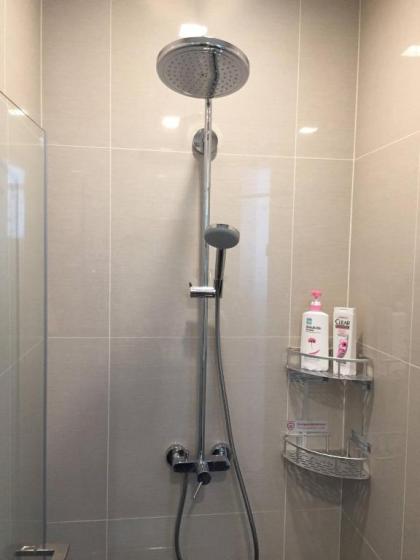 1br@bts E5skytop Pool@50ffree Pocketwifi#213 - image 16
