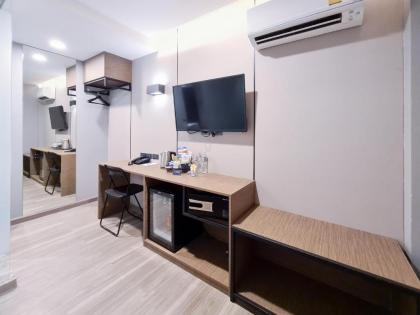 SOVA Hotel Bangkok - image 12