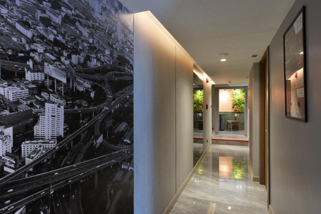 SOVA Hotel Bangkok - image 5