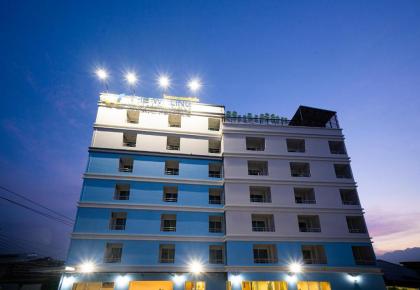 The Willing Hotel and Residence - image 19