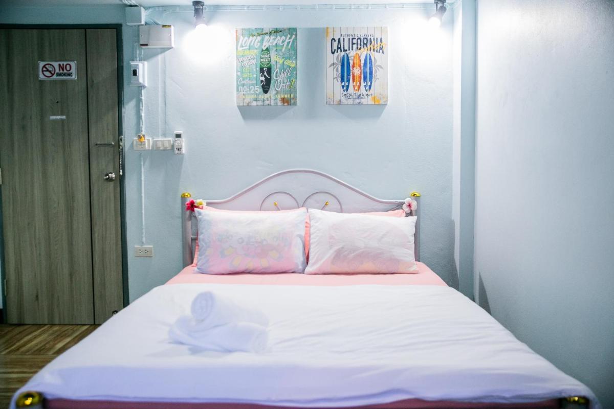 Bangkok Canale Home at Khaosarn - image 3
