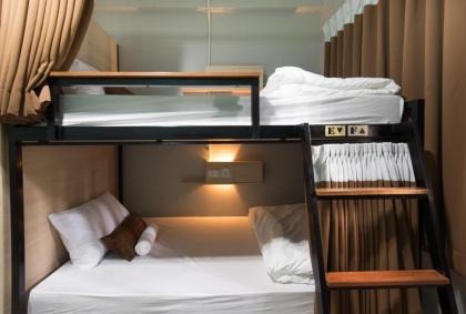 Siam Stadium Hostel - image 10