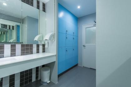 Siam Stadium Hostel - image 12