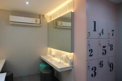 Siam Stadium Hostel - image 8