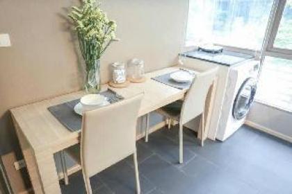 SII luxury condo in Silom BTS pool GYM wifi - image 5
