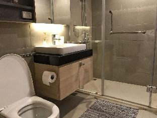 SII luxury condo in Silom BTS pool GYM wifi - image 6