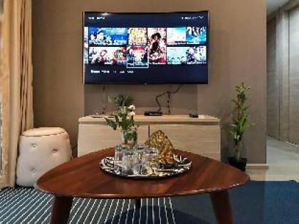 SI COZY 2 BEDROOM CONDO@SILOM POOL WIFI 