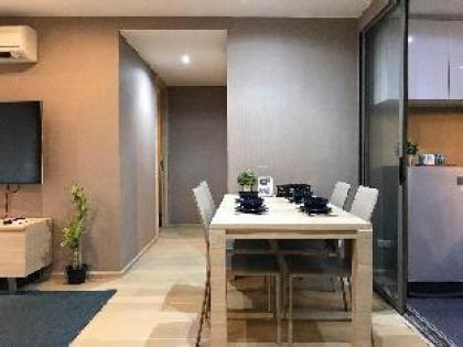 SI COZY 2 BEDROOM CONDO@SILOM POOL WIFI  - image 14