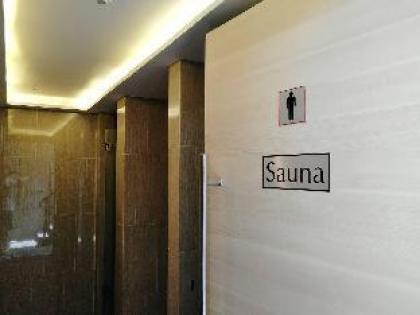 SI COZY 2 BEDROOM CONDO@SILOM POOL WIFI  - image 18