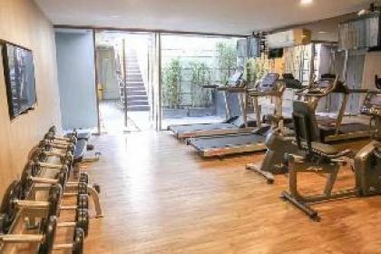 SI COZY 2 BEDROOM CONDO@SILOM POOL WIFI  - image 9