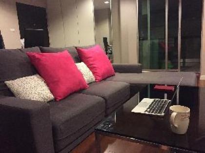 Superior apartment CBD subway three bedrooms - image 18