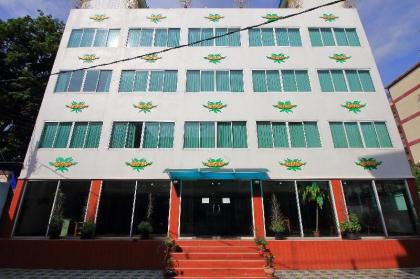 OYO 410 Diamond Boutique Hostel - image 13