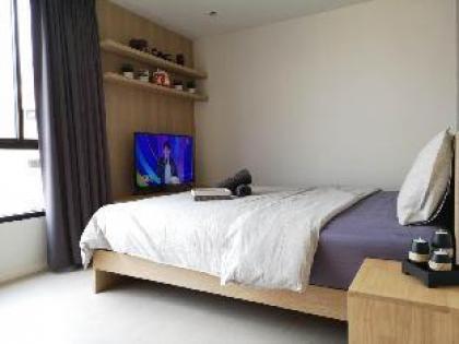 StaycationBKK Huai Khwang MRT 5 mins! 2 Bedrooms! - image 12