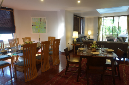 Cozy and Spacious 6BR House in Central Bangkok