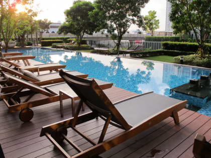 IDEO MOBI  2 mins walk from Skytrain Onnut