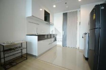 Brand New 1 Bed room 50sqm near Sathorn - image 14