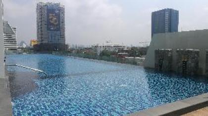 Brand New 1 Bed room 50sqm near Sathorn - image 8