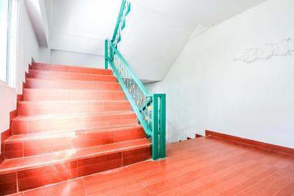 OYO 410 Diamond Boutique Hostel - image 10