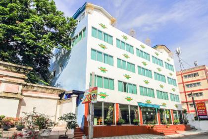 OYO 410 Diamond Boutique Hostel - image 14