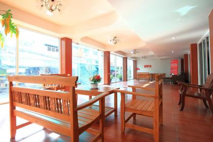 OYO 410 Diamond Boutique Hostel - image 2