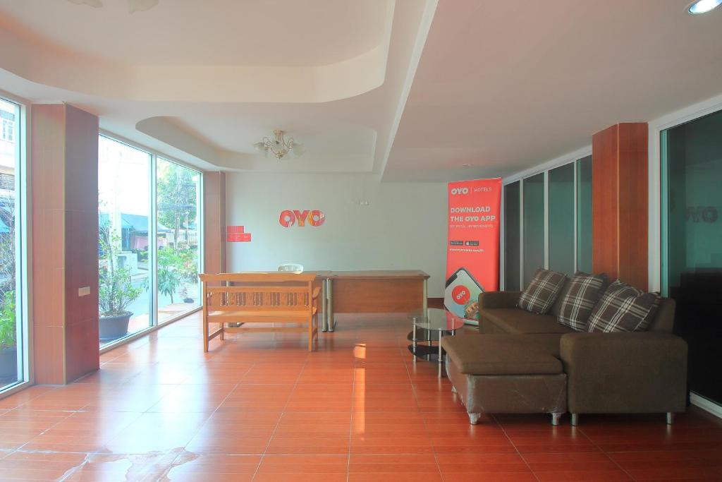 OYO 410 Diamond Boutique Hostel - image 3