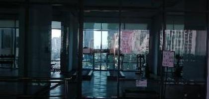 Nice swimming pool and working room - image 11