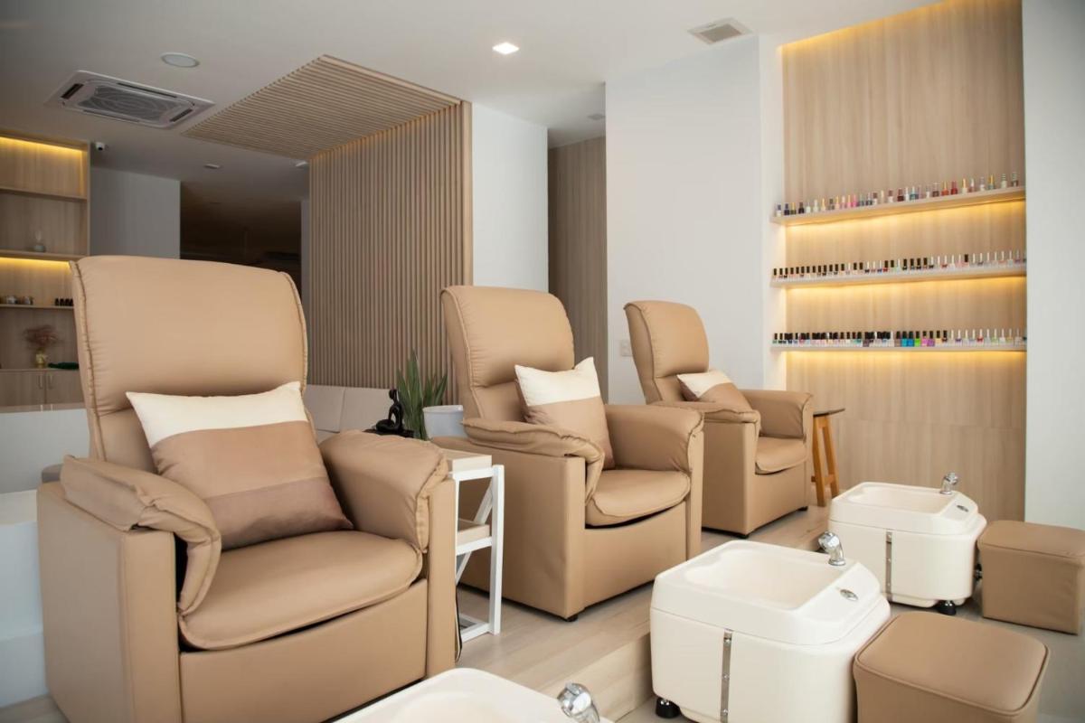 J & L Residence and Spa - image 6