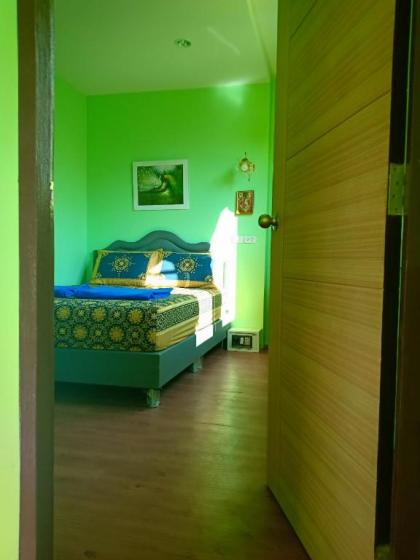 santo house - image 19