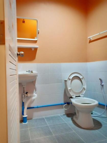santo house - image 7