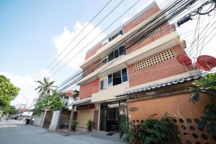 OYO 457 Panasan Villa - image 2