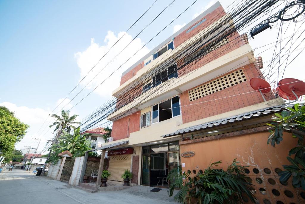 OYO 457 Panasan Villa - image 2