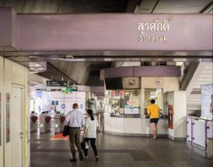 P3 Silom Large 2beds full kitchen WIFI 4-6pax - image 2