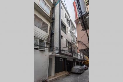 P1 Silom Pan large room full kitchen WIFI 4-6pax - image 18