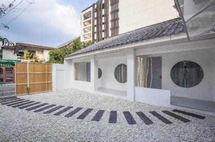 Ratchada Retreat