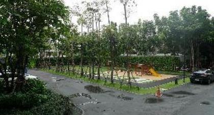 1 Bedroom near Subway and skytrain BANGKOK - image 7