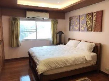 Thai Style Villa Perfect for Family - image 17