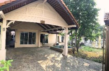 Thai Style Villa Perfect for Family - image 19