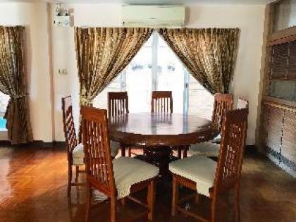 Thai Style Villa Perfect for Family - image 8
