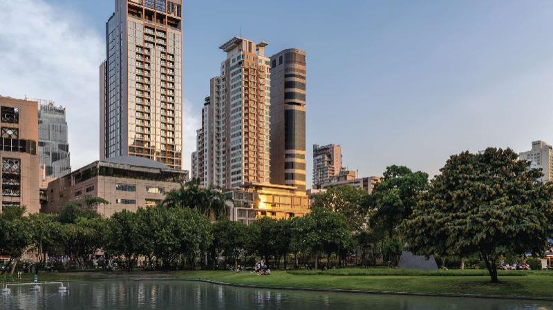 Oakwood Suites Bangkok - image 3
