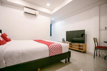 OYO 568 Art Hotel Hua Lamphong - image 17