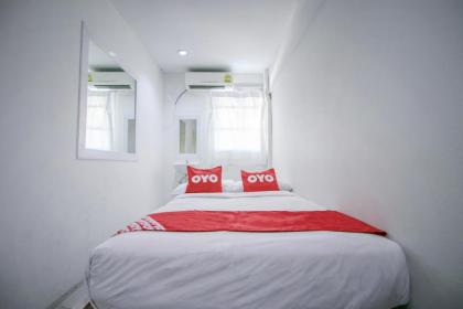 OYO 568 Art Hotel Hua Lamphong - image 2