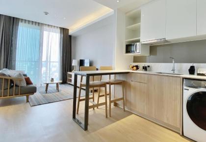 Oakwood Suites Bangkok - SHA Certified - image 2