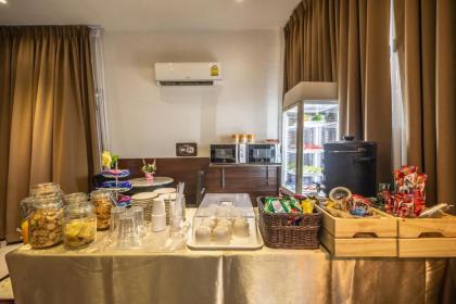 @42 Residence - image 7