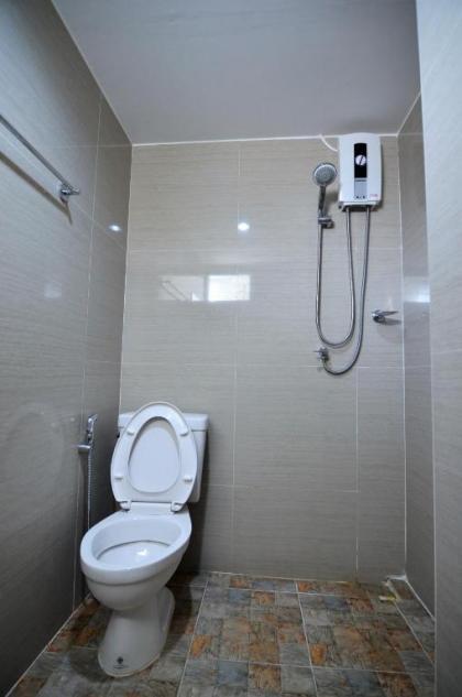 Station 203 Hotel - image 3