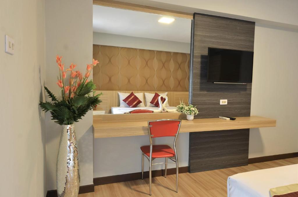 Station 203 Hotel - image 7