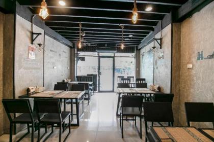 OYO 1158 Thestaycafe Hostel - image 13