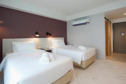 Port Canary Airport Hotel - image 11