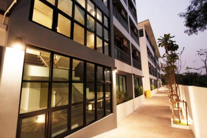 Port Canary Airport Hotel - image 17