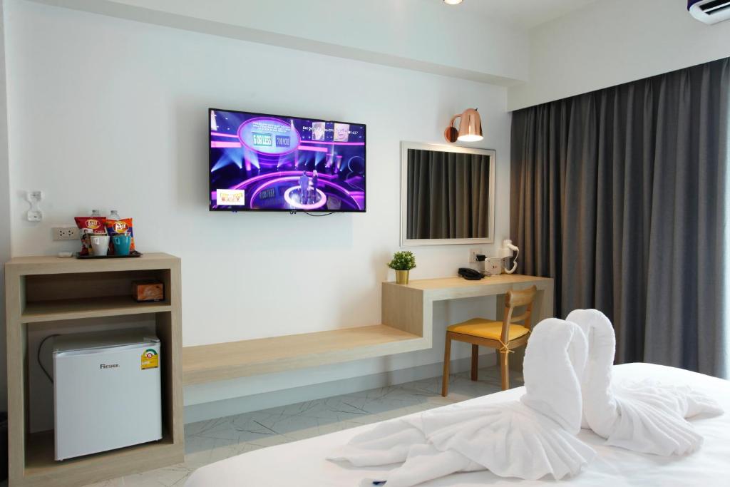 Port Canary Airport Hotel - image 3